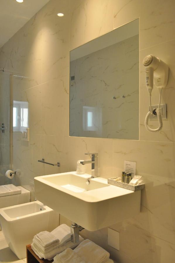 Hnn Luxury Hotel