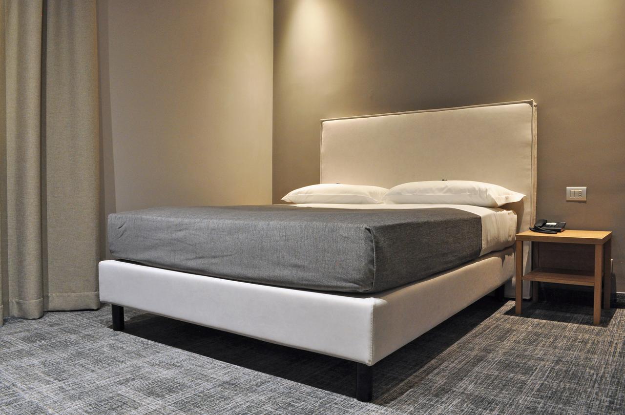 Hnn Luxury Hotel 3*