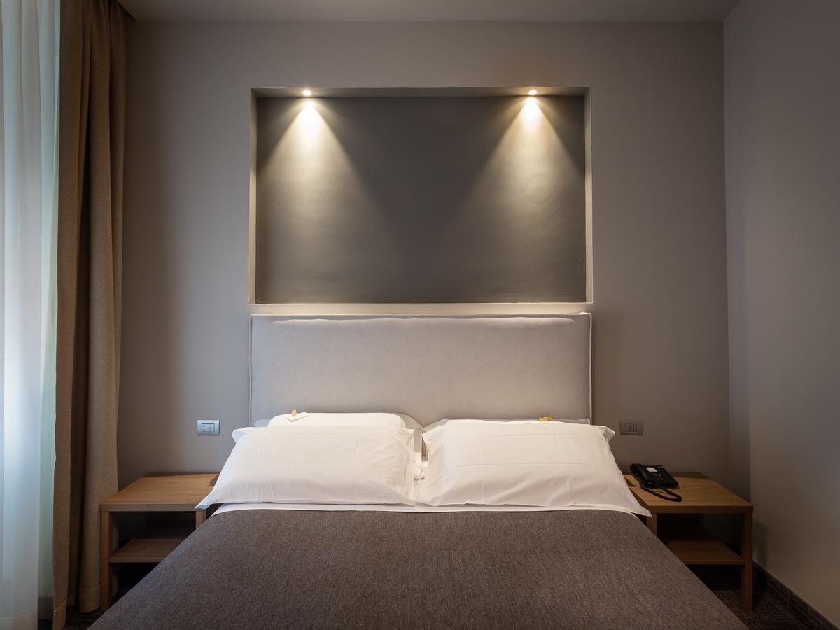 Hnn Luxury Hotel